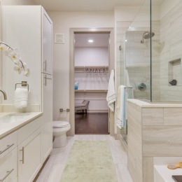 Our spa-inspired bathrooms will help melt away the stress of the day. You can also conveniently access your walk-in closet from the privacy of your bathroom. Life is so sweet at The Laurel Preston Hollow. π§Ό
.
.
.
.
.
.
.
.
.
#TheLaurelPrestonHollow #LiveGreystarCN #GreystarCN #Dallas #GreystarManagement #NowLeasing #TexasApartments #DallasApartements #ApartmentsInTexas #DiscoverDallas #MoveToDallas  #SpaInspiredBathroom Model bathroom at Laurel Preston Hollow apartments in Dallas, TX, featuring a view of the walk in closet.